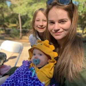 Meet your Posher, Alisha